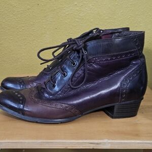 Chic Lace-Up Leather Boots in Black and Brown